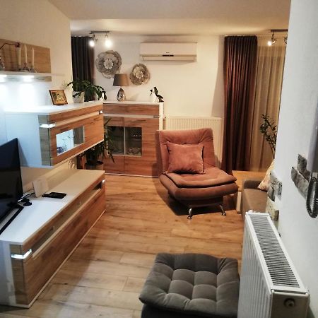 Galeria Stastie Leilighet Senec Eksteriør bilde