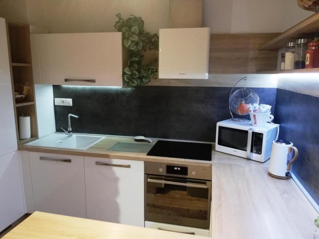 Galeria Stastie Leilighet Senec Eksteriør bilde