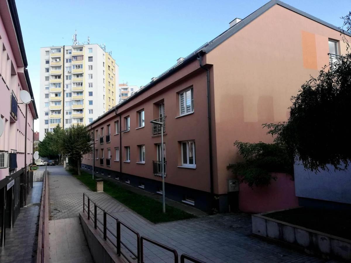 Galeria Stastie Leilighet Senec Eksteriør bilde